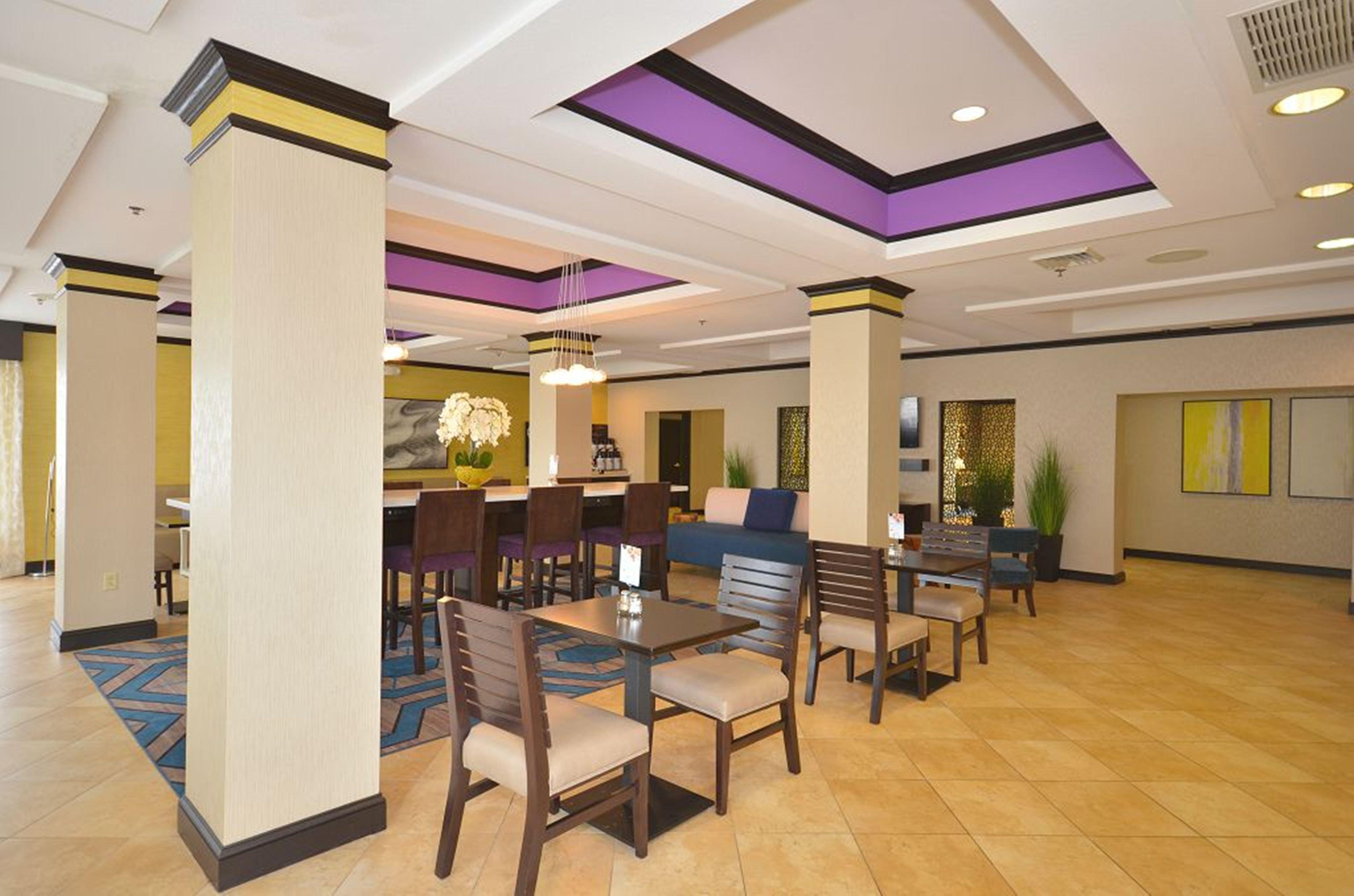 Holiday Inn Express Hotel & Suites Farmington, An Ihg Hotel Экстерьер фото