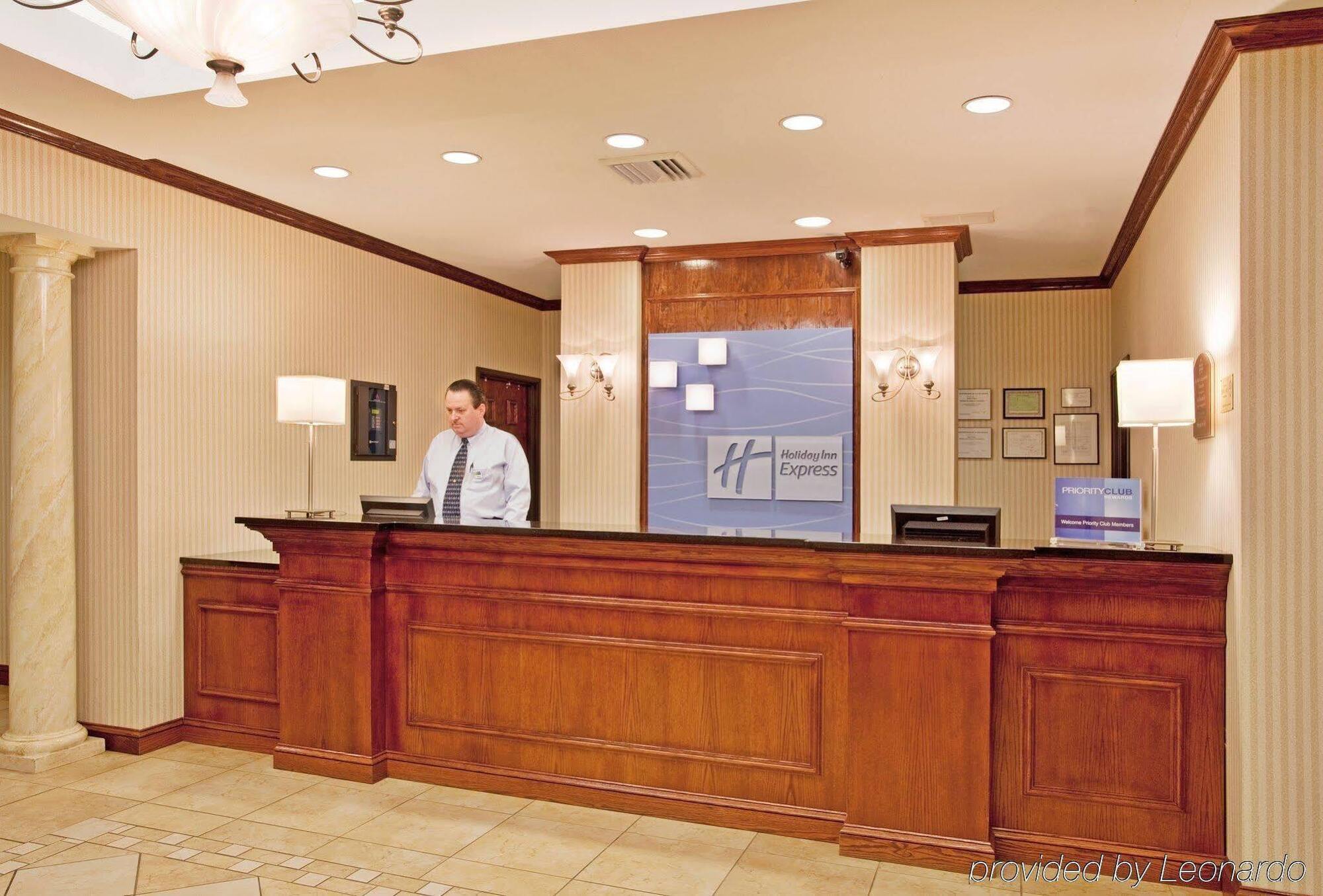 Holiday Inn Express Hotel & Suites Farmington, An Ihg Hotel Экстерьер фото